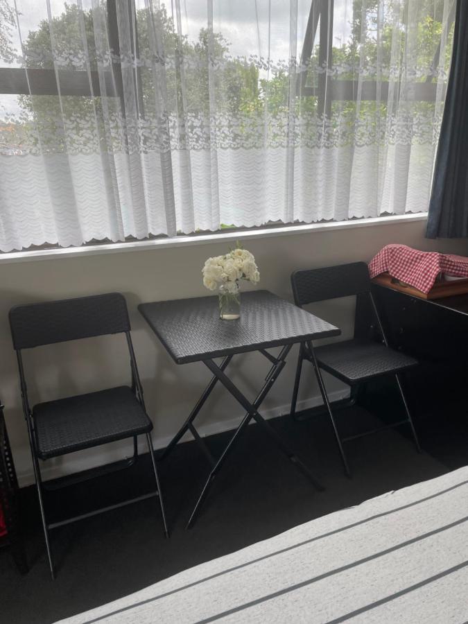 Quiet Boutique Generous Breakfast Hotel Palmerston North Exterior foto